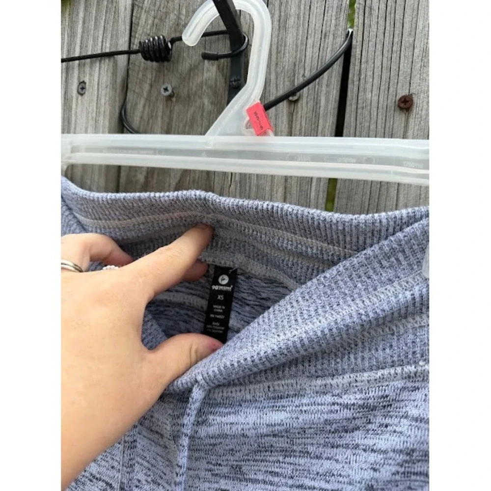 Athleisure Loungewear 90 Degree by Reflex Shorts XS Gray Space Dye Knit